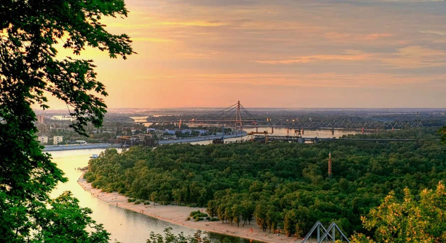 Muromets park - panoramic view of the park and North Bridge