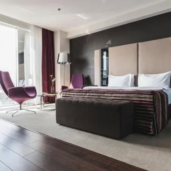 11 mirrors design hotel 5