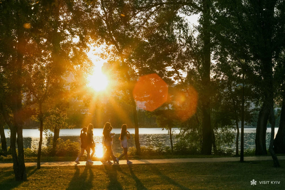 gallery-swiper__item-img
