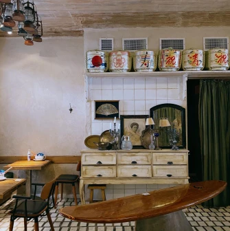 Fish & Pussycat — cozy dining room with Japanese decor and vintage details