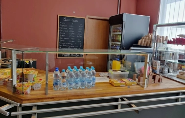 Kyiv Hostel - simple buffet-style breakfast